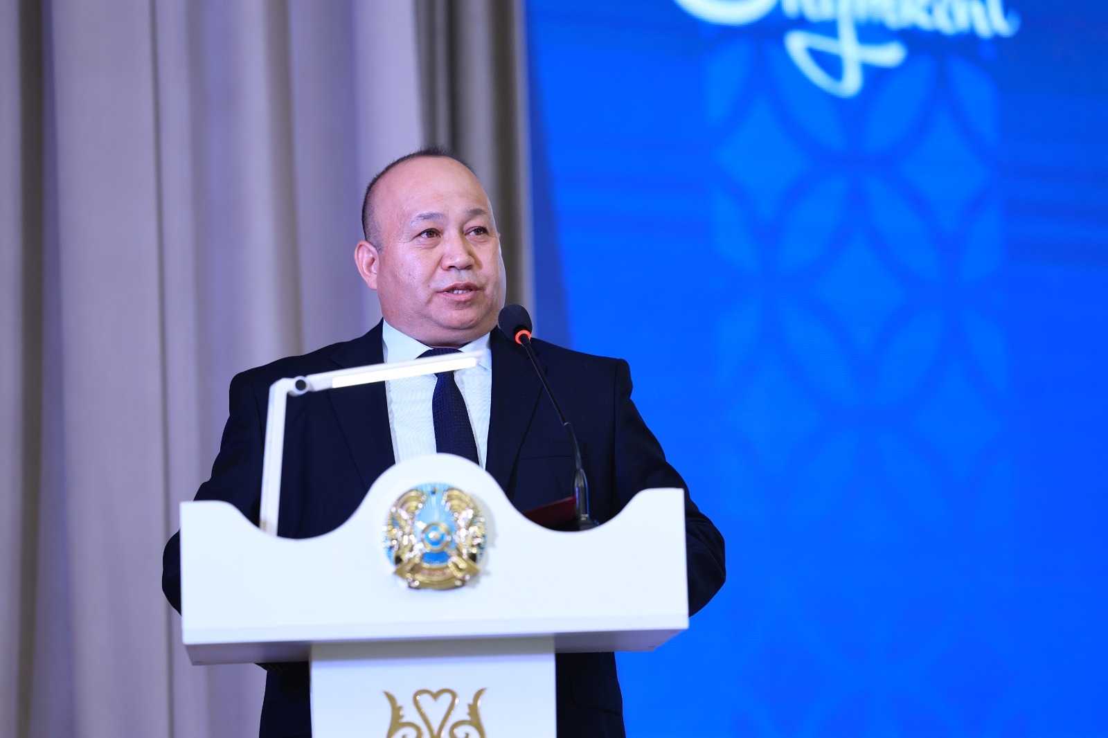 AUEZOV UNIVERSITY HOSTS SCIENTIFIC CONFERENCE HONORING NURTAS ONDASYNOV’S 120TH ANNIVERSARY