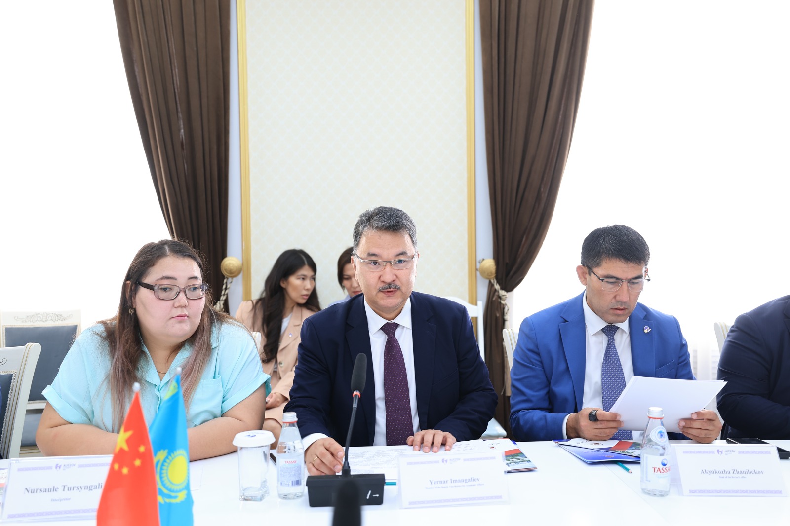 M. Auezov South Kazakhstan University Welcomes Delegation from the Northwest University of Political Science and Law (China)