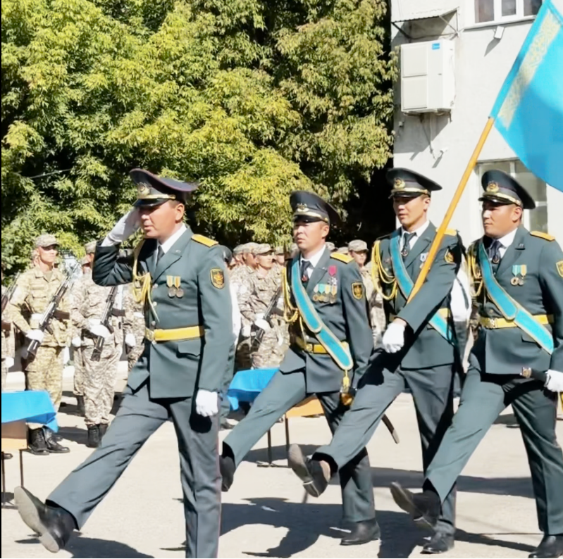 Учебный Сбор был проведен с 18 июля по 22 августа 2025 года в военной кафедре «Южно-Казахстанском университете  им М.Ауэзова»