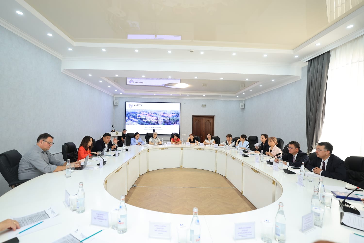 А Сommission meeting on the selection of candidates for the academic mobility program was held at M. Auezov south Kazakhstan University
