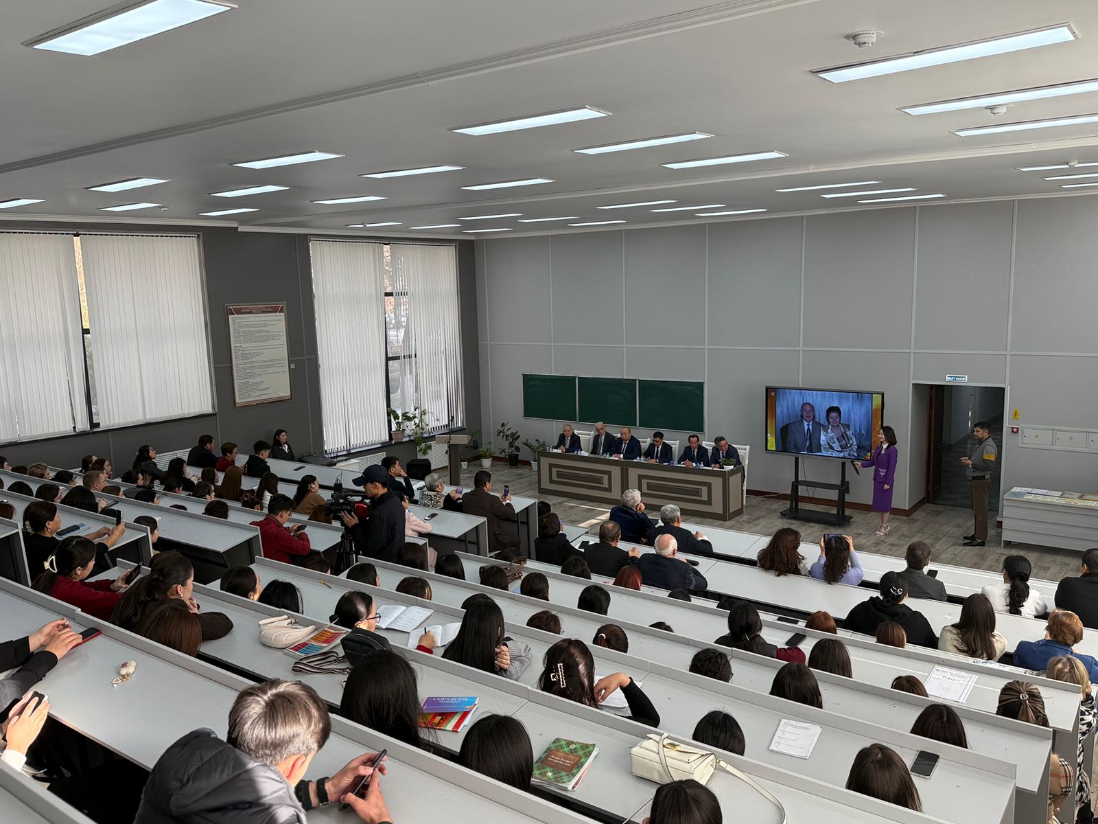 “Honour and Service”: International Conference in Memory of Shayakhmet Moldabekov Begins at M. Auezov South Kazakhstan Research University