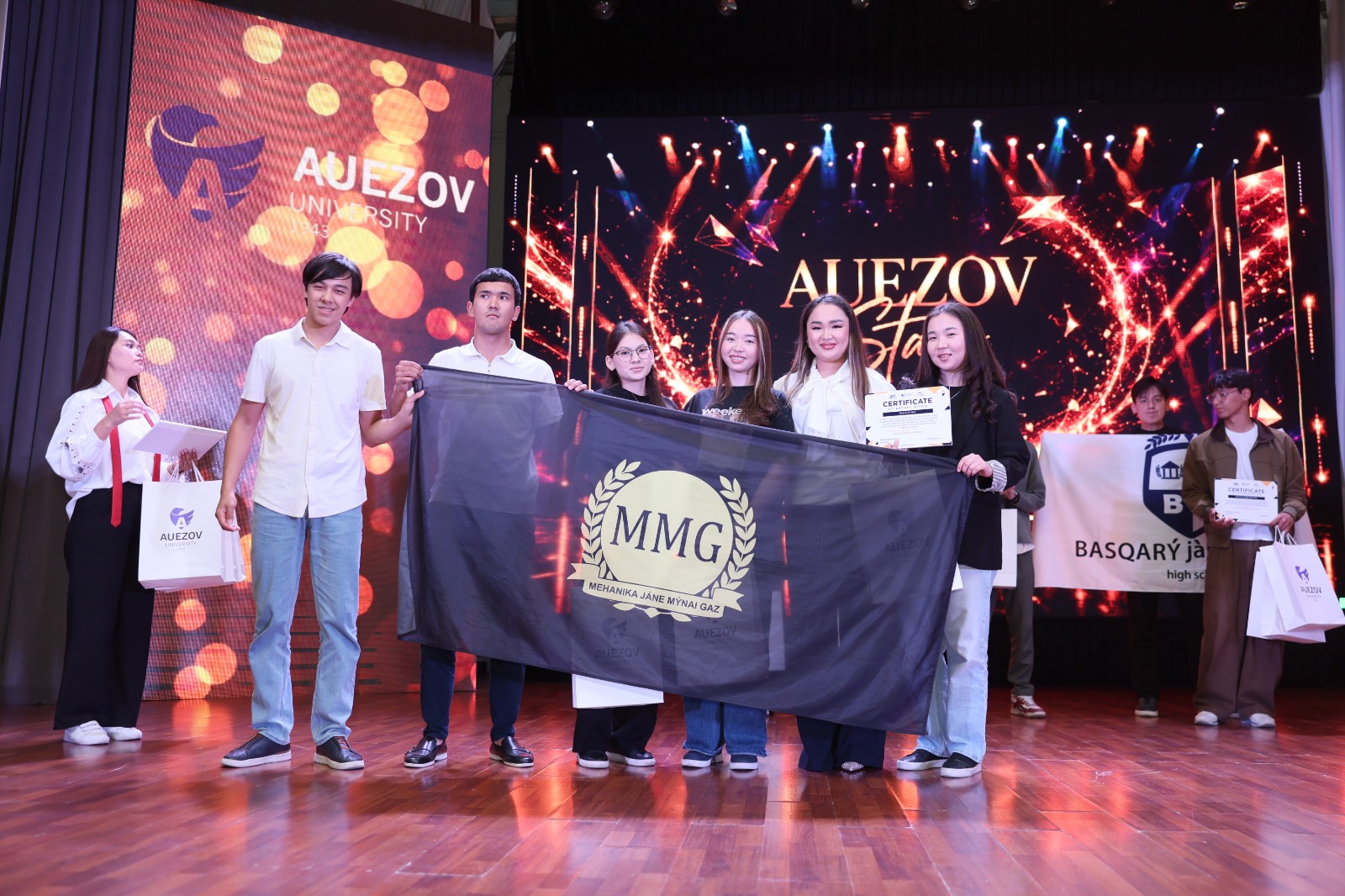 “Auezov Stars” жобасының жеңімпаздары марапатталды