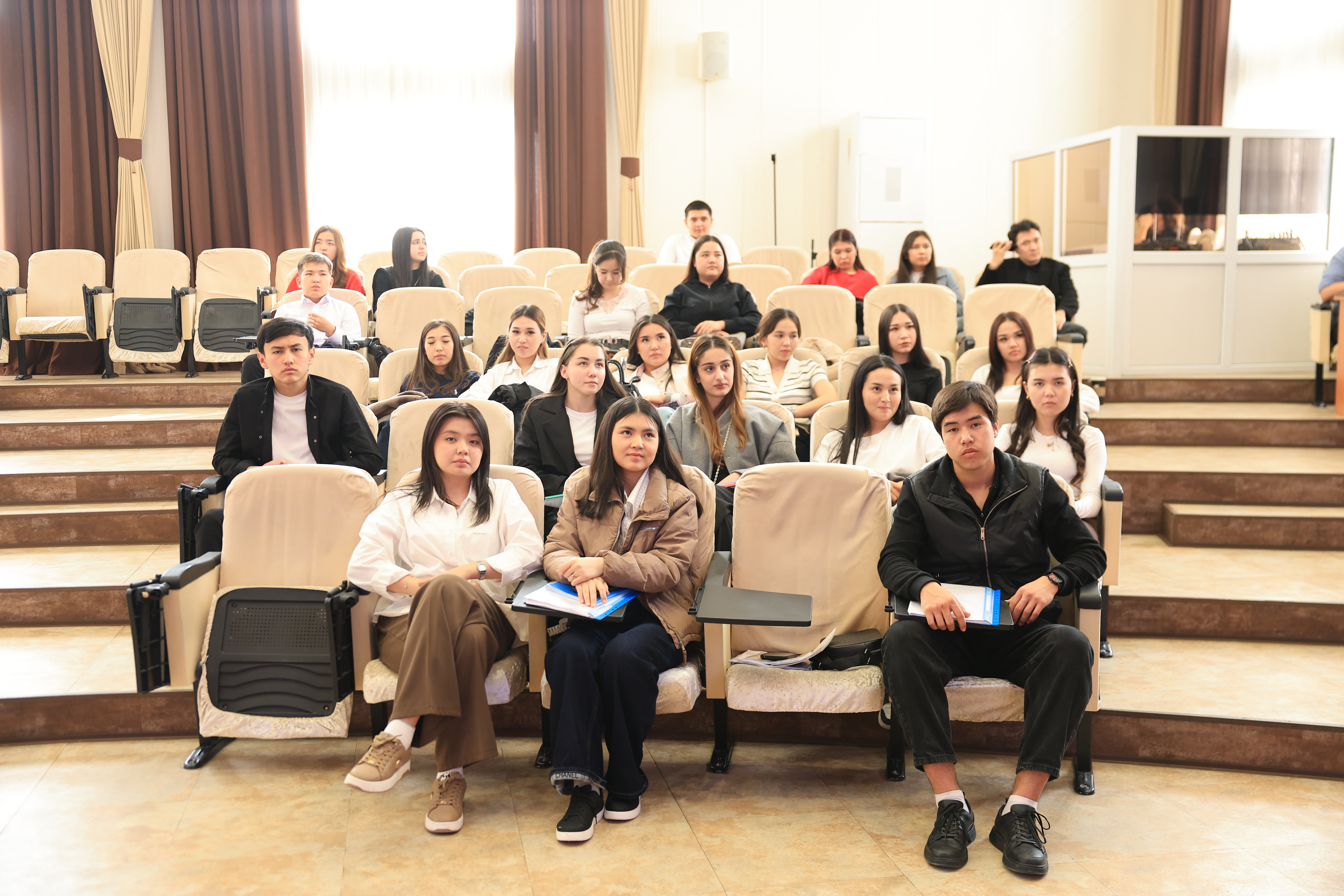 Lecture by International Expert Kim Youn Kyoo at M. Auezov South Kazakhstan University
