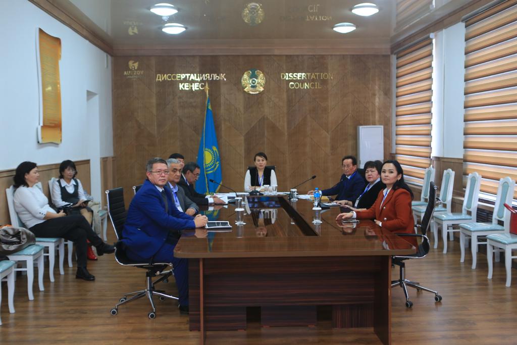 13-14 ноября 2021 года в Южно-Казахстанском университете имени М.Ауэзова прошел Республиканский дебатный турнир на Кубок ректора «Тәуелсіздік - Мәңгілік елдің тұғыры»