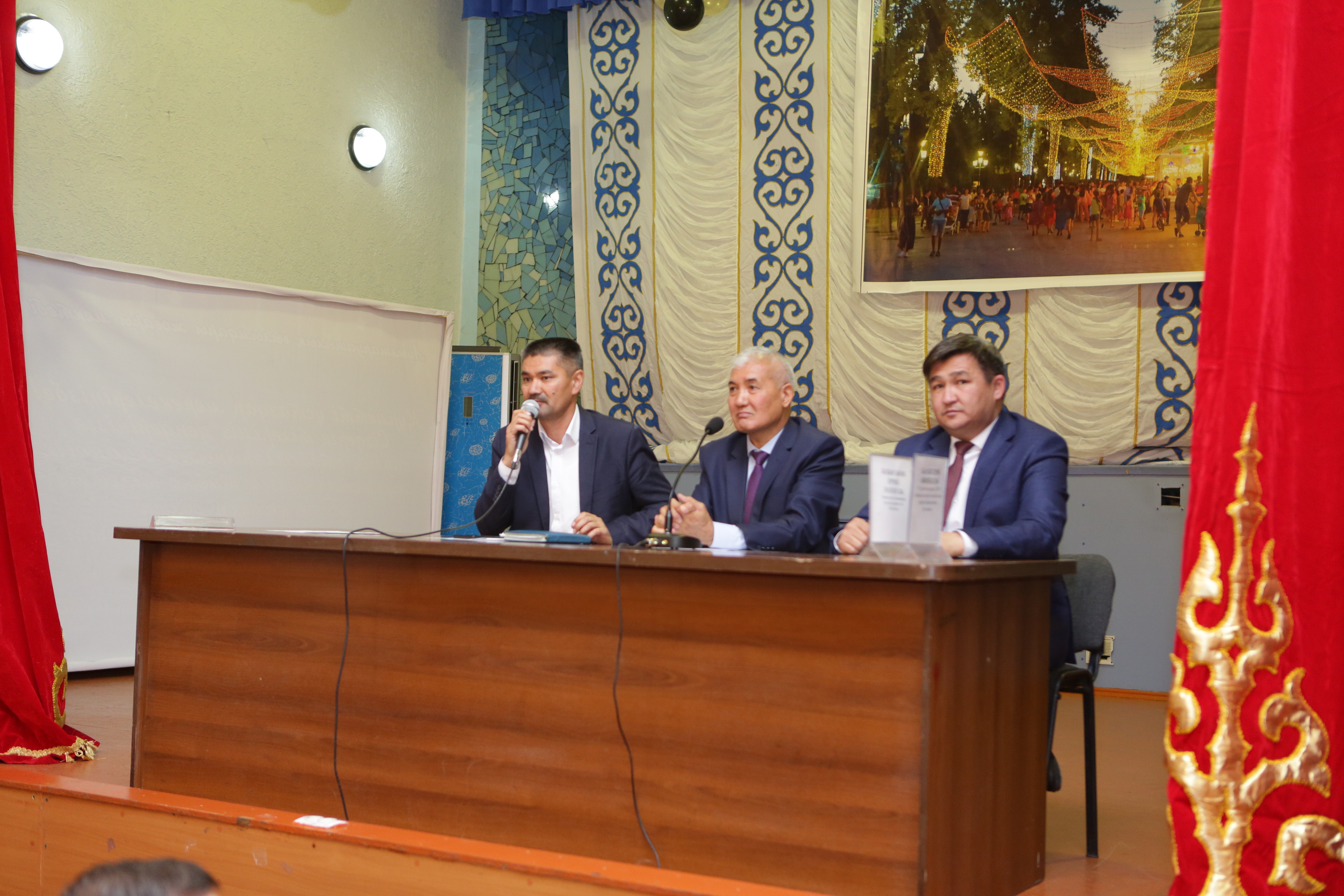 «ДІН- «МӘҢГІЛІК ЕЛ» ИДЕЯСЫ ТҰҒЫРЛАРЫНЫҢ БІРІ» ТАҚЫРЫБЫНДАҒЫ ДӨҢГЕЛЕК ҮСТЕЛ